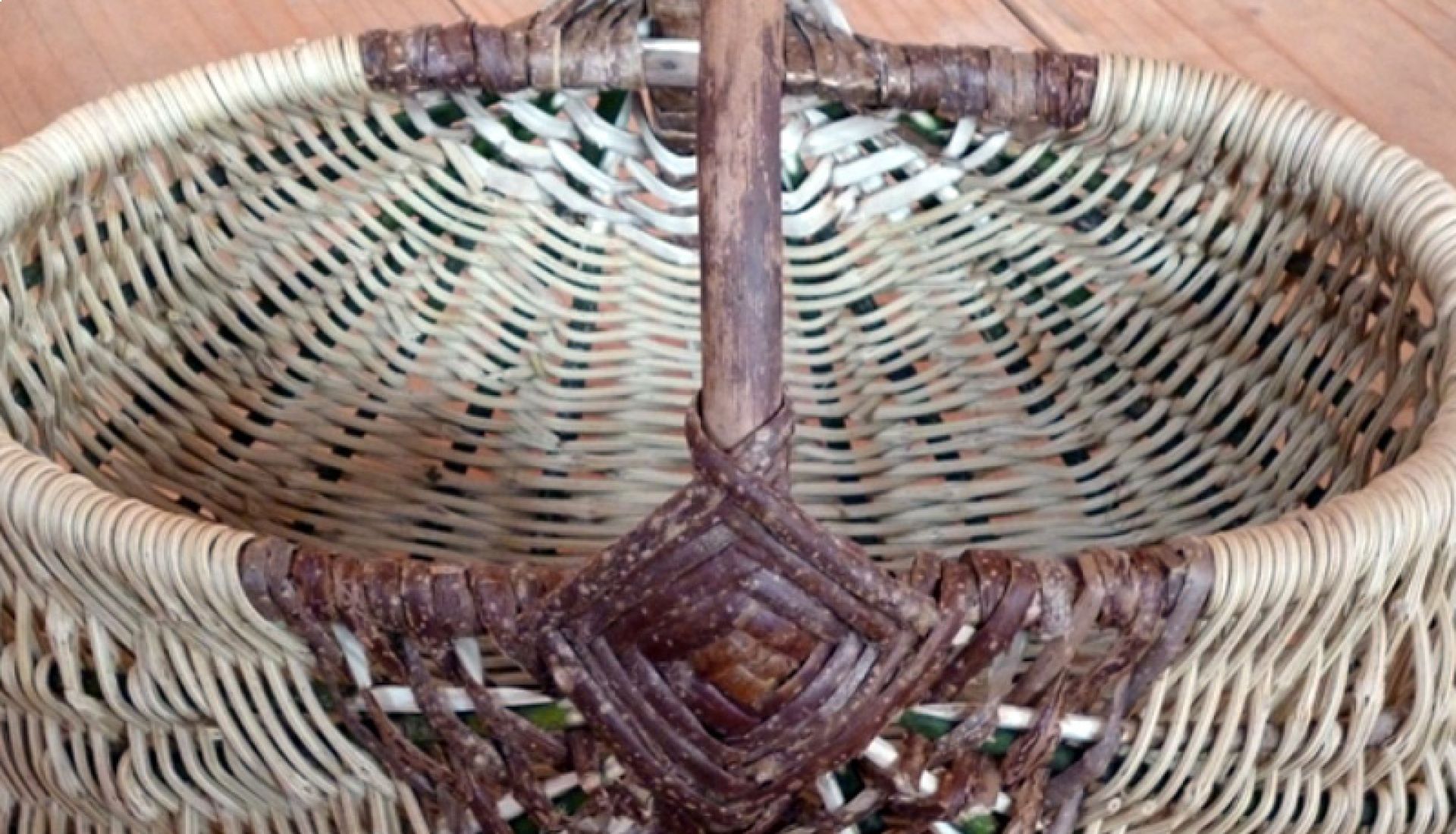 Vannerie : le panier à arceaux